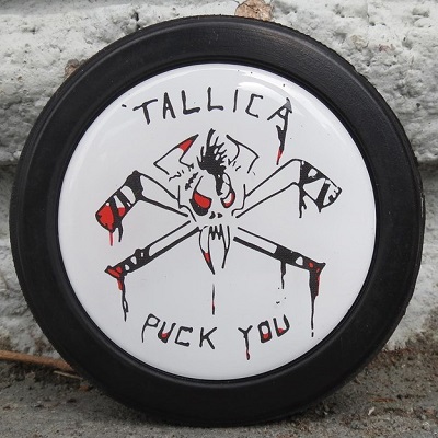 best-gifts-for-music-lovers-metallica-puck